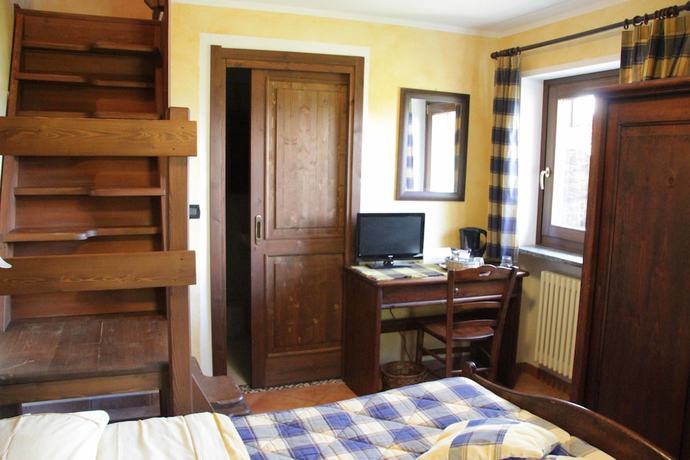 Imagen de la habitación del Chambres d'Hotes Les Fleurs. Foto 17
