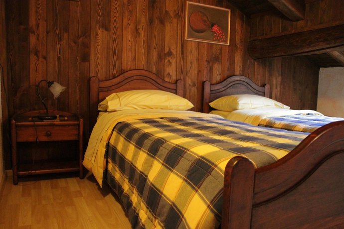 Imagen de la habitación del Chambres d'Hotes Les Fleurs. Foto 20