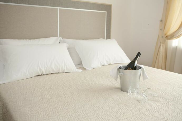 Imagen general del Champagne Rooms. Foto 3