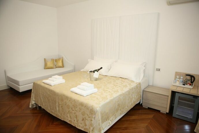 Imagen general del Champagne Rooms. Foto 5