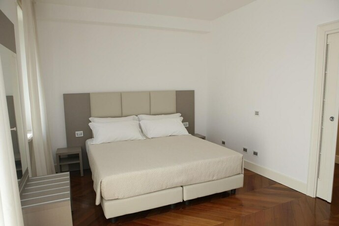 Imagen de la habitación del Champagne Rooms. Foto 19