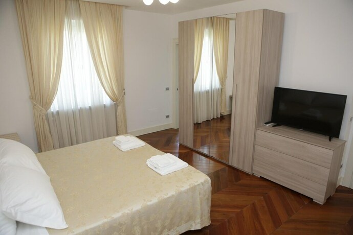 Imagen de la habitación del Champagne Rooms. Foto 29