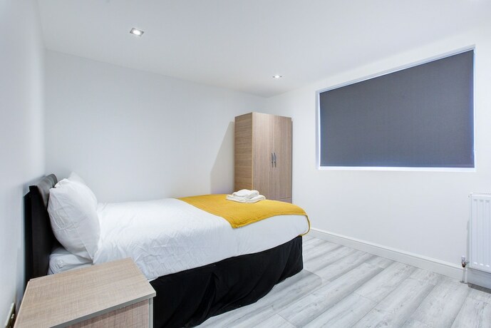Imagen general del Charming 7 Bedroom House, Sleeps up to 13 Guests. Foto 4