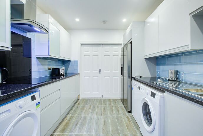 Imagen general del Charming 7 Bedroom House, Sleeps up to 13 Guests. Foto 5