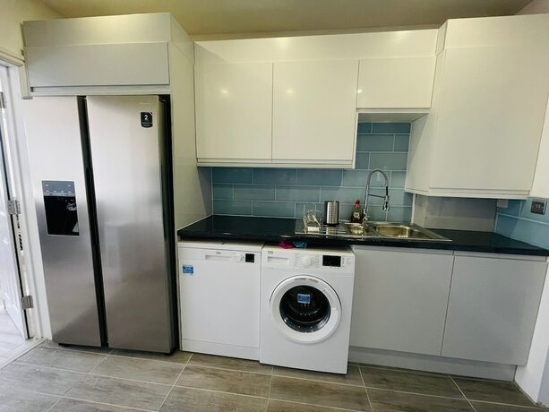 Imagen general del Charming 7 Bedroom House, Sleeps up to 13 Guests. Foto 8