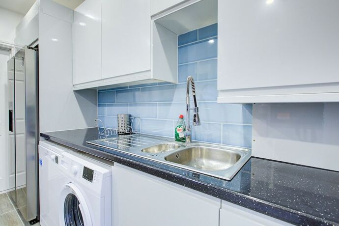 Imagen general del Charming 7 Bedroom House, Sleeps up to 13 Guests. Foto 15