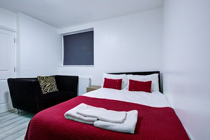 Imagen general del Charming 7 Bedroom House, Sleeps up to 13 Guests. Foto 16