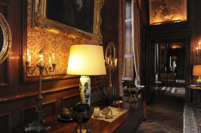 Imagen de los interiores del Chateau De Canisy. Foto 19