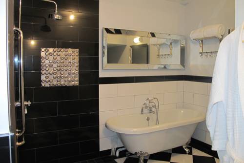 Imagen de la habitación del Chateau De Jalesnes. Foto 11