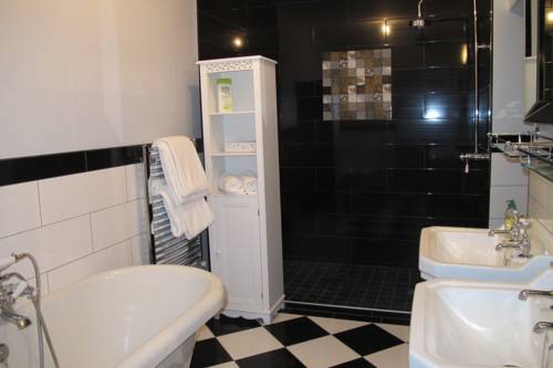 Imagen de la habitación del Chateau De Jalesnes. Foto 16