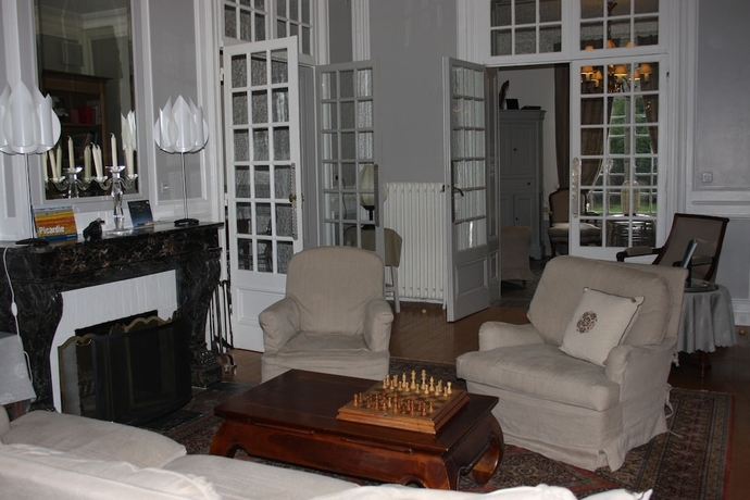 Imagen de los interiores del Chateau De Noyelles. Foto 16