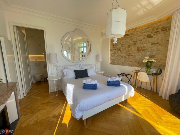 Imagen general del Chateau Les Garennes. Foto 4