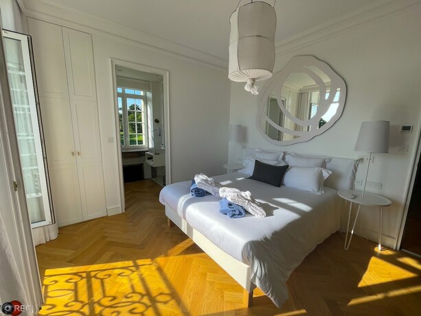 Imagen general del Chateau Les Garennes. Foto 10