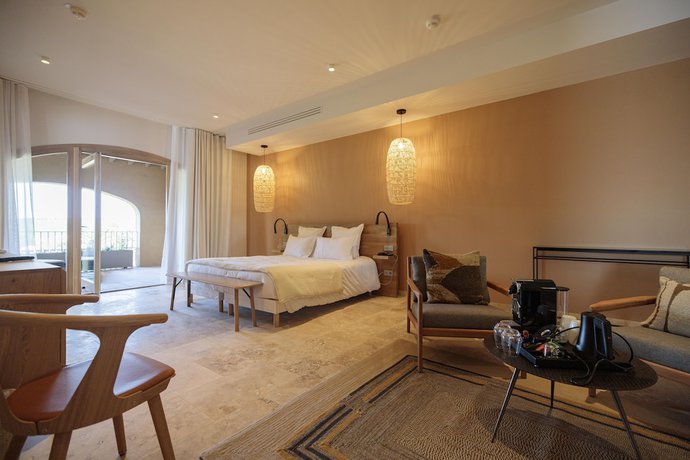 Imagen de la habitación del Chateau l\'Hospitalet Wine resort. Foto 16