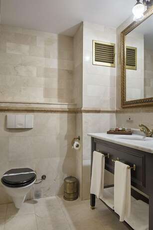 Imagen de la habitación del Chatto Hotel, Tuzla. Foto 13