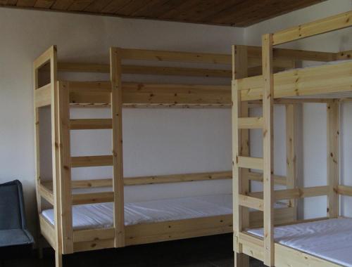 Imagen de la habitación del Chaty a Apartm&aacute;ny Hracholusky Kemp Kosatka. Foto 6