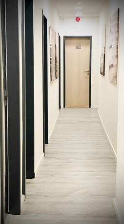 Imagen general del Check-In Hamburg. Foto 6