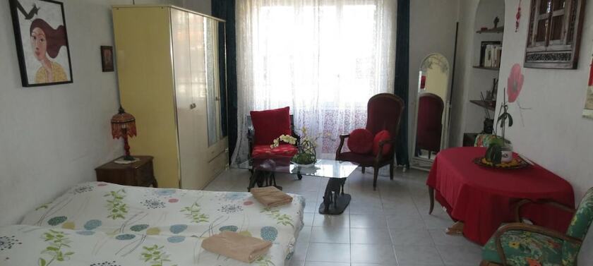 Imagen general del Chez Brigitte Guesthouse. Foto 12