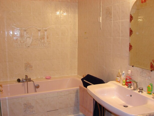 Imagen de la habitación del Chez Brigitte Guesthouse. Foto 25