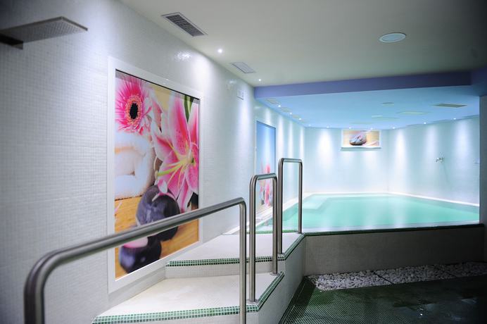 Imagen de la piscina del Chez Le Sourire. Foto 20