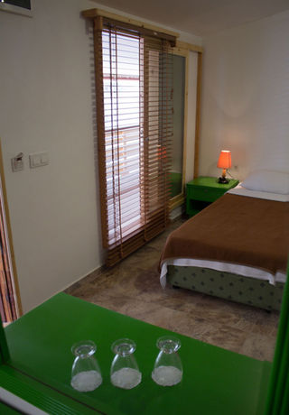 Imagen de la habitación del Chimera Pia Hotel. Foto 6