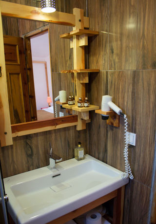 Imagen de la habitación del Chimera Pia Hotel. Foto 10
