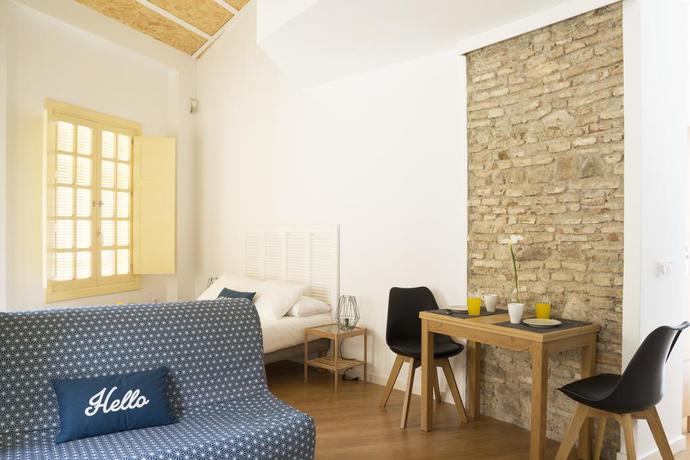 Imagen de la habitación del Chinitas Urban Estudios. Foto 3