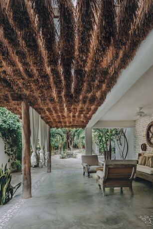Imagen de los interiores del Chiringuito Tulum. Foto 20