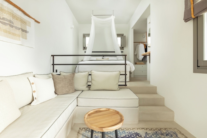 Imagen de la habitación del Chora Kythnos Suites. Foto 2