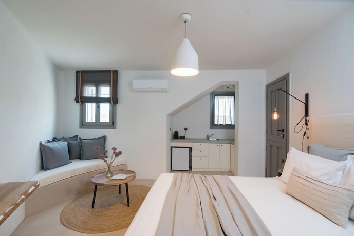 Imagen de la habitación del Chora Kythnos Suites. Foto 7