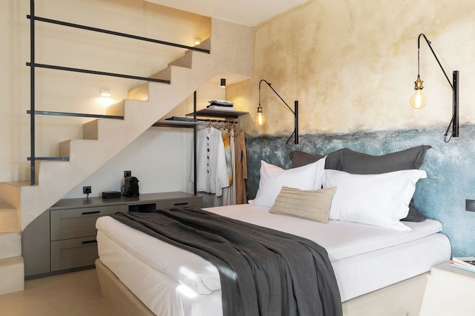Imagen de la habitación del Chora Kythnos Suites. Foto 9