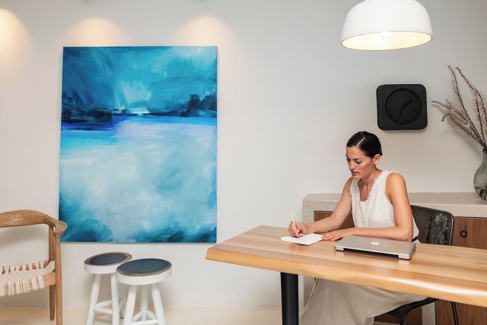 Imagen de los interiores del Chora Kythnos Suites. Foto 15
