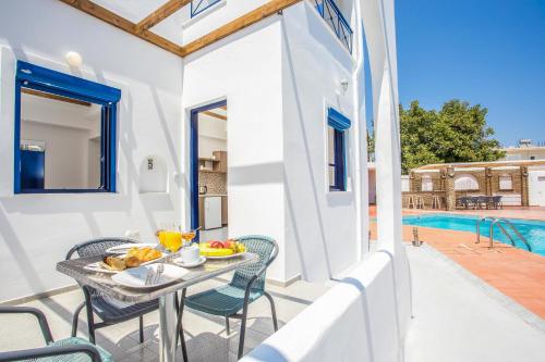 Imagen de la habitación del Christina Dream Village. Foto 5