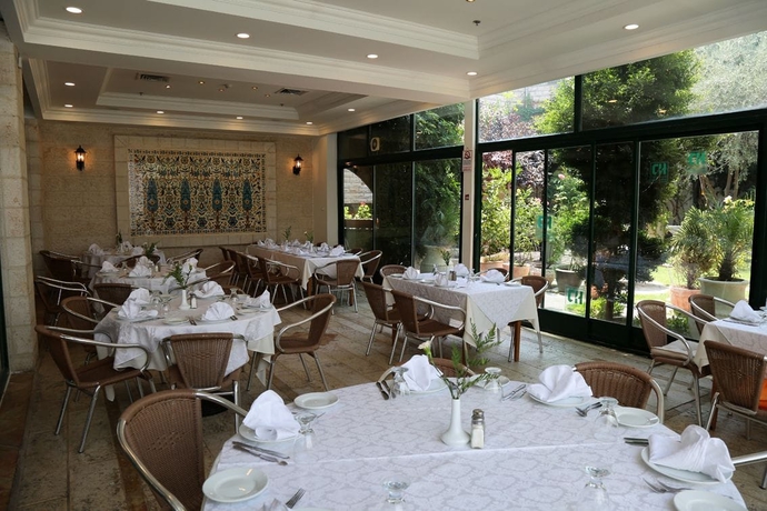 Imagen del bar/restaurante del Christmas Hotel - Jerusalem. Foto 6