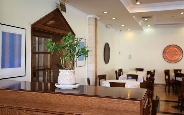 Imagen del bar/restaurante del Christmas Hotel - Jerusalem. Foto 9
