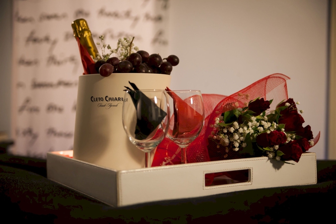 Imagen de los interiores del Chroma Eptha. Foto 14