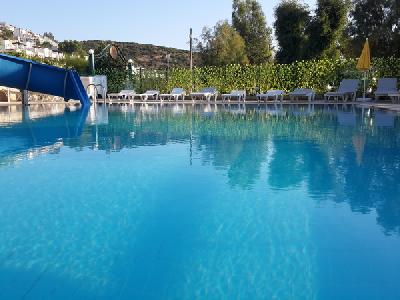 Imagen de la piscina del Chronos Beach. Foto 10