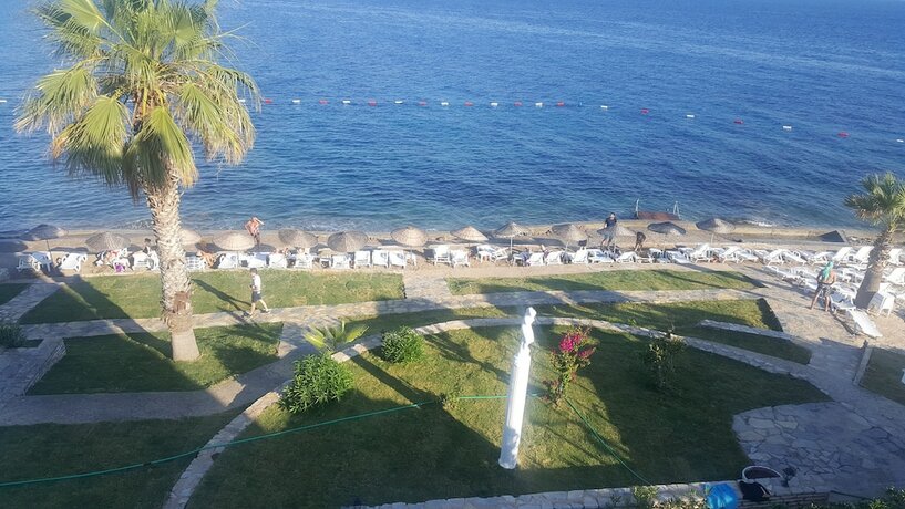 Imagen general del Chronos Beach Hotel. Foto 11