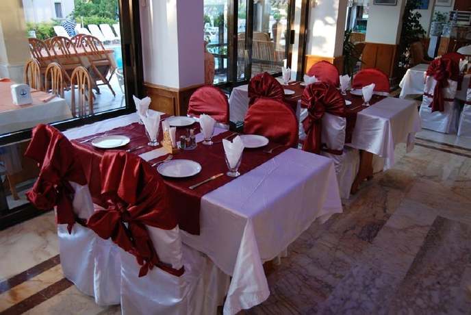 Imagen del bar/restaurante del Cidihan Hotel, Kusadasi. Foto 2