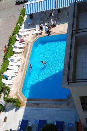 Imagen de la piscina del Cidihan Hotel, Kusadasi. Foto 18