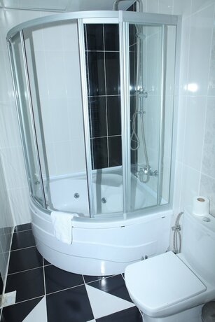 Imagen de la habitación del Cihan Otel. Foto 15