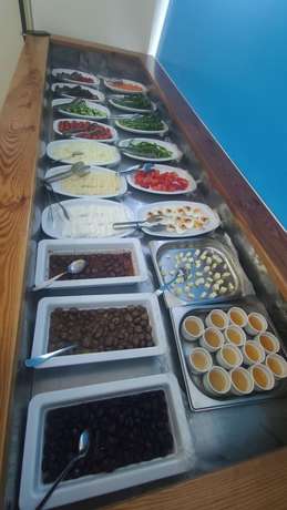 Imagen del bar/restaurante del Cihanay Hotel. Foto 4