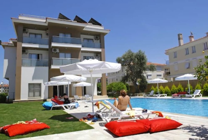 Imagen de la piscina del Cilek Marina Hotel. Foto 20