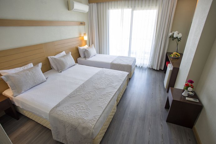 Imagen de la habitación del Cilek Marina Hotel. Foto 15