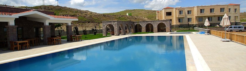 Imagen de la piscina del Cinarli Kasri Hotel. Foto 17