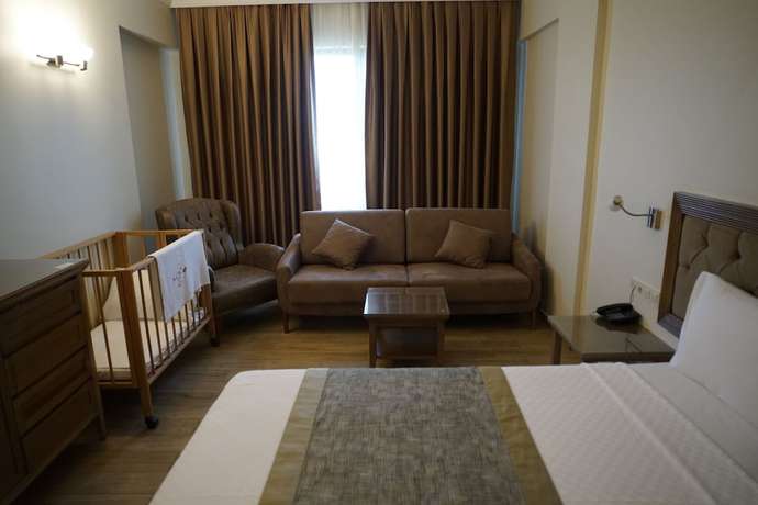 Imagen de la habitación del Cinarli Kasri Hotel. Foto 10