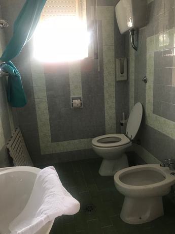 Imagen de la habitación del Cinquestelle-albergo del centro storico. Foto 3