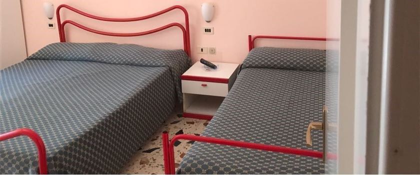 Imagen de la habitación del Cinquestelle-albergo del centro storico. Foto 6