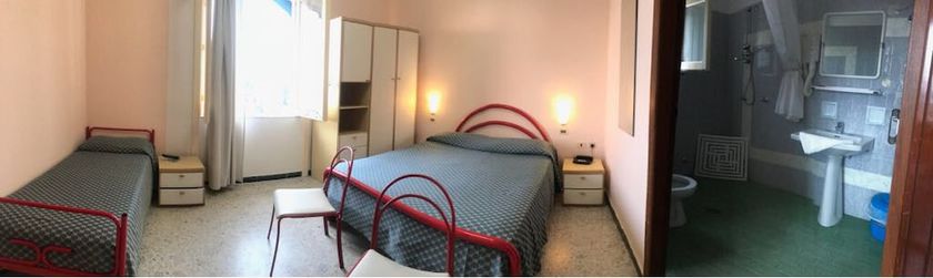 Imagen de la habitación del Cinquestelle-albergo del centro storico. Foto 15