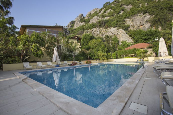 Imagen de la piscina del Cirali Hotel, Kemer. Foto 19